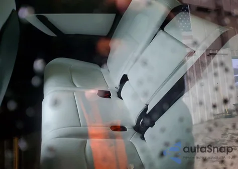 2022 Tesla Model Y z USA, uszkodzony, nr VIN 7SAYGAEE8NF325130